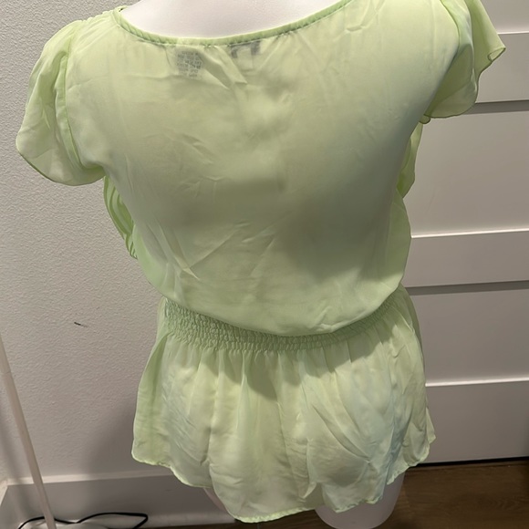 Capacity Unlimited Top - Picture 3 of 11